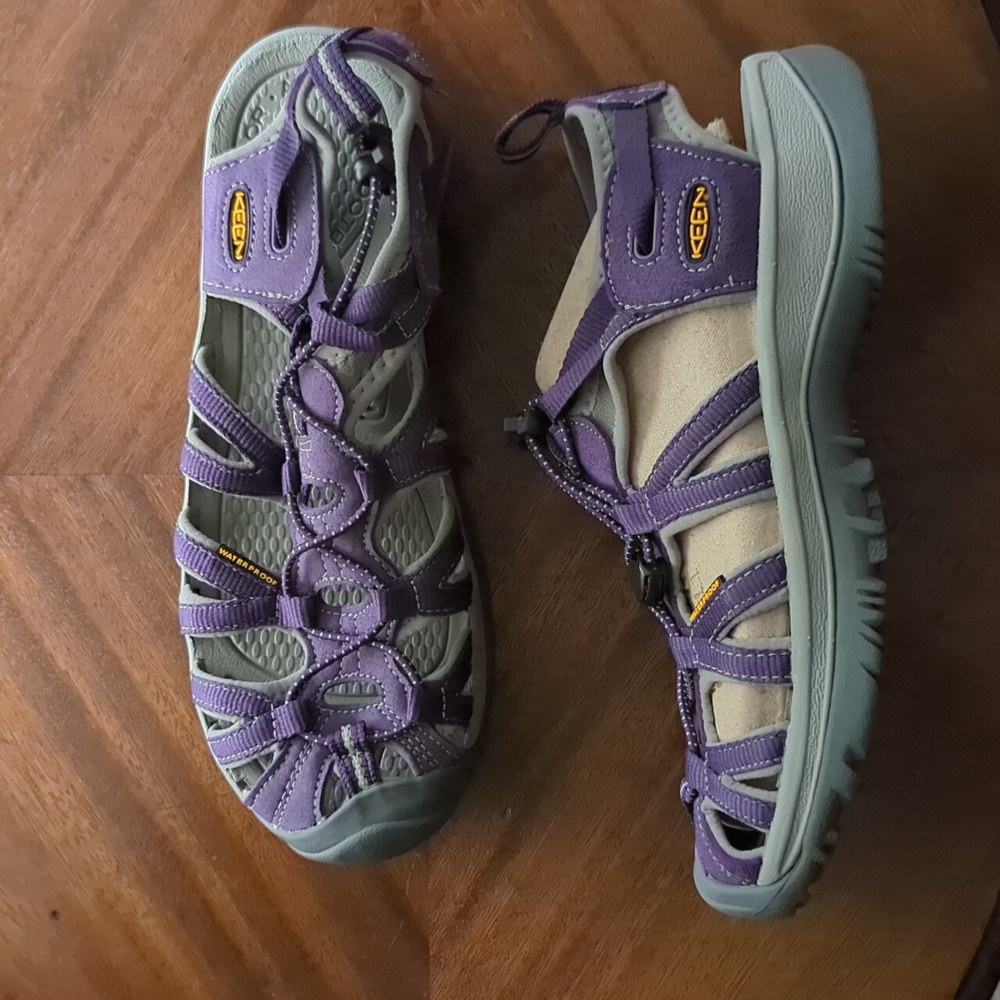 KEEN New Women's Whisper Purple Outdoor Waterproof Sandals Size 10